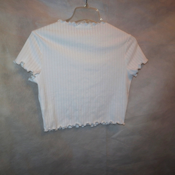 Oak +Fort white crop top - Picture 7 of 11